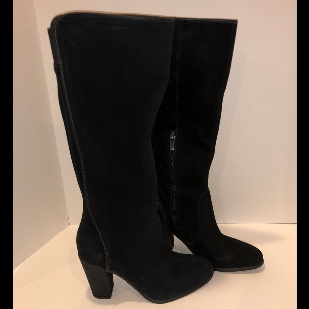 NWT Vince Camuto black suede boots